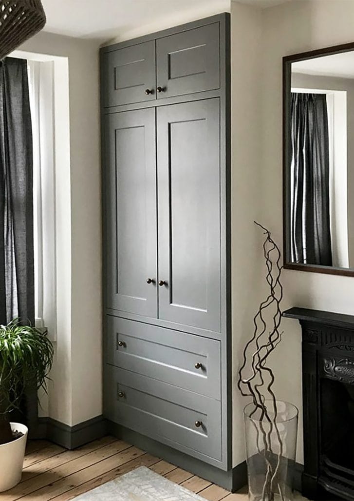 Oliver Legge Fitted Wardrobes Image 2