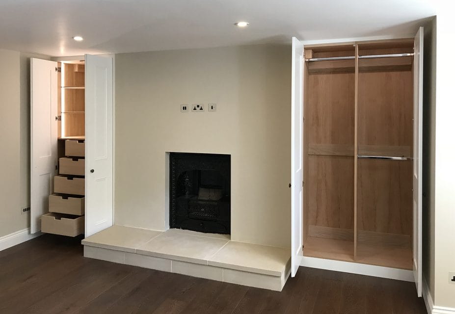 Oliver Legge Fitted Wardrobes Image 8