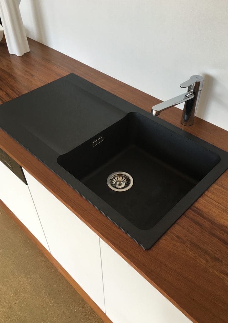 Oliver Legge White Kitchen Image 2