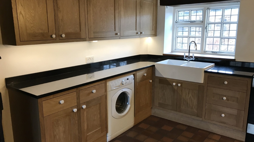 Oak shaker kitchen